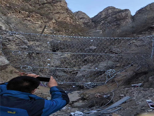 覆盖式帘式网 - 河北川鑫边坡防护工程有限公司图片2